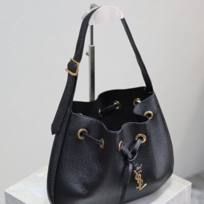 img_f8c0bdc9_20240711_i1720679286_7683_0_jpg PARIS VII SMALL HOBO 30 IN BLACK GRAINED LEATHER GOLD HARDWARE