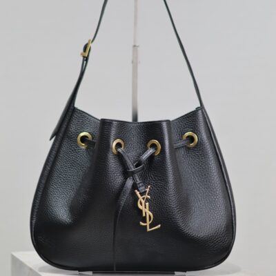 img_f8c0bdc9_20240711_i1720679436_9333_0_jpg PARIS VII SMALL HOBO 30 IN BLACK GRAINED LEATHER GOLD HARDWARE