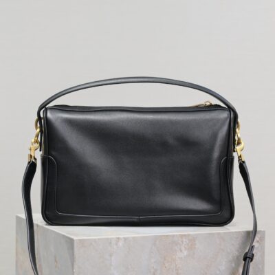CAMERA SUPPLE BAG 28 IN BLACK SMOOTH LAMBSKIN GOLD HARDWARE