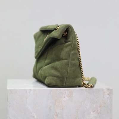 YSL 25S LOULOU PUFFER MM 29 IN GREEN SUEDE GOLD HARDWARE