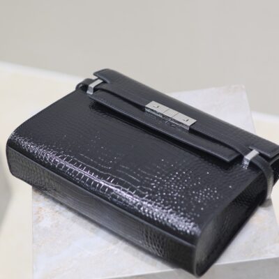 img_f8c0bdc9_20240810_i1723289914_5460_7_jpg MANHATTAN MEDIUM 29 IN BLACK CROCODILE-EMBOSSED CALFSKIN SILVER BUCKLE