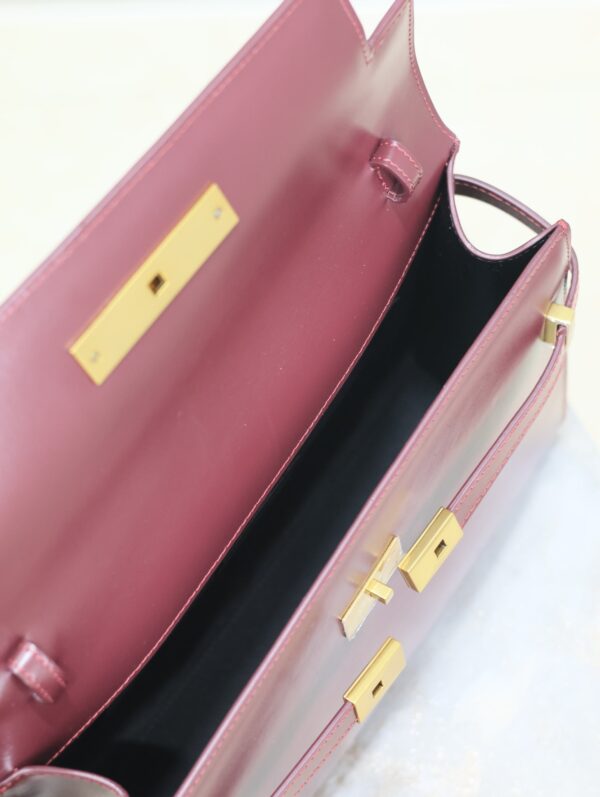 img_f8c0bdc9_20240810_i1723290693_4913_6_jpg MANHATTAN MEDIUM 29 IN WINE RED SMOOTH CALFSKIN GOLD BUCKLE