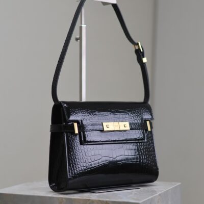 img_f8c0bdc9_20240810_i1723293167_1416_7_jpg MANHATTAN SMALL 24 IN BLACK CROCODILE PATTERN GLOSSY CALFSKIN GOLD BUCKLE