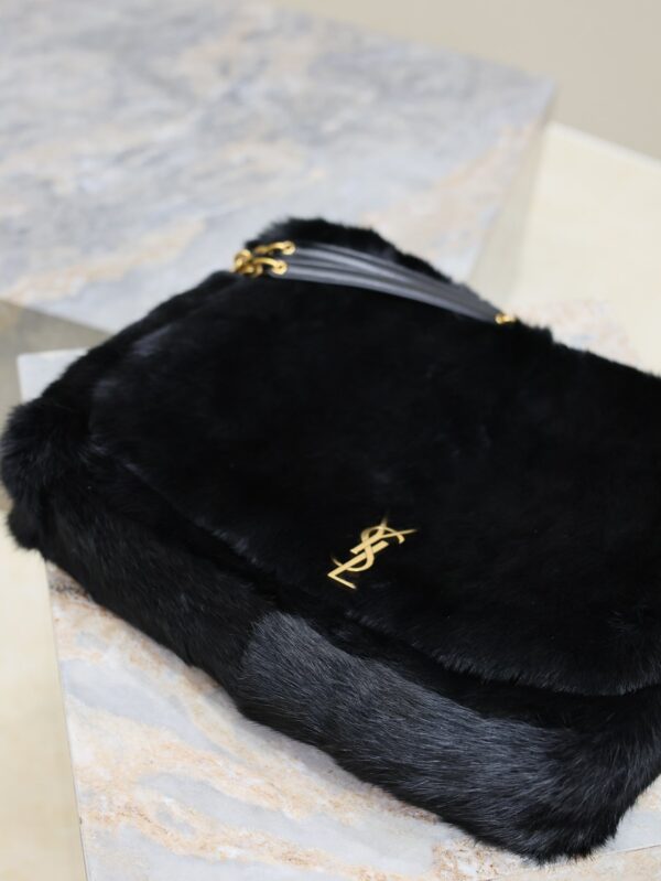 JAMIE 4.3 LARGE BAG 43 IN BLACK LAMB FUR GOLD HARDWARE
