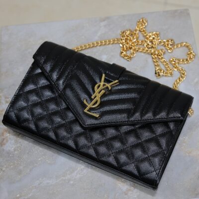 ENVELOPE CHAIN BAG 22 IN BLACK LAMBSKIN GOLD HARDWARE