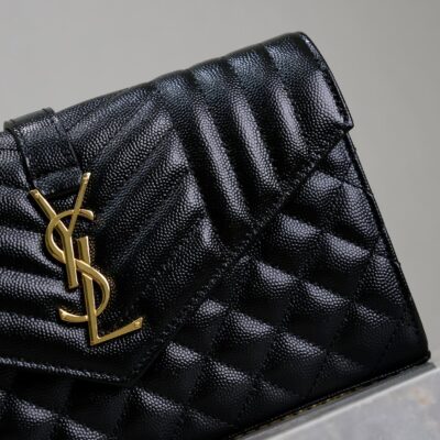 ENVELOPE CHAIN BAG 22 IN BLACK LAMBSKIN GOLD HARDWARE