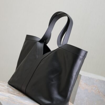 TOTE BAG 50 IN BLACK CALFSKIN