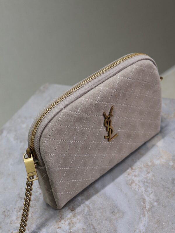img_f8c0bdc9_20240914_i1726299815_1646_2_jpg GABY ZIPPED POUCH 19 IN GRAY MATTE SUEDE GOLD HARDWARE