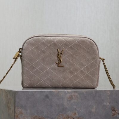 img_f8c0bdc9_20240914_i1726299815_2122_6_jpg GABY ZIPPED POUCH 19 IN GRAY MATTE SUEDE GOLD HARDWARE