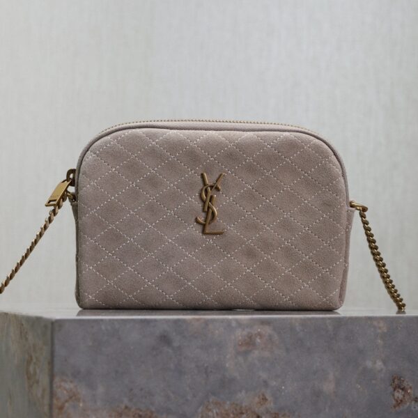 img_f8c0bdc9_20240914_i1726299815_2122_6_jpg GABY ZIPPED POUCH 19 IN GRAY MATTE SUEDE GOLD HARDWARE