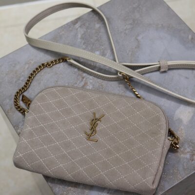 img_f8c0bdc9_20240914_i1726299815_5563_7_jpg GABY ZIPPED POUCH 19 IN GRAY MATTE SUEDE GOLD HARDWARE