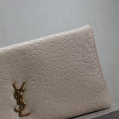 CALYPSO POUCH 24 IN WHITE ELEPHANT TEXTURED LAMBSKIN GOLD LOGO
