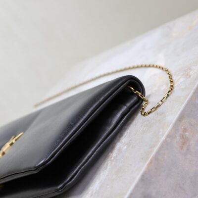 CALYPSO POUCH 24 IN BLACK LAMBSKIN GOLD LOGO