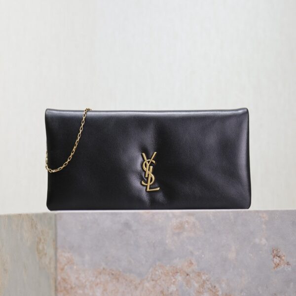 img_f8c0bdc9_20240914_i1726302680_6800_2_jpg CALYPSO POUCH 24 IN BLACK LAMBSKIN GOLD LOGO