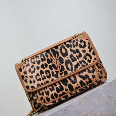 img_f8c0bdc9_20240916_i1726471870_9359_2_jpg NIKI MEDIUM 28 IN LEOPARD PRINT CALFSKIN AND BROWN SUEDE TRIM