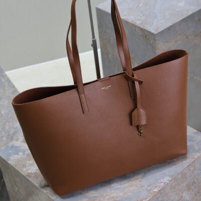 SHOPPING TOTE BAG 38 IN RED BROWN CALFSKIN