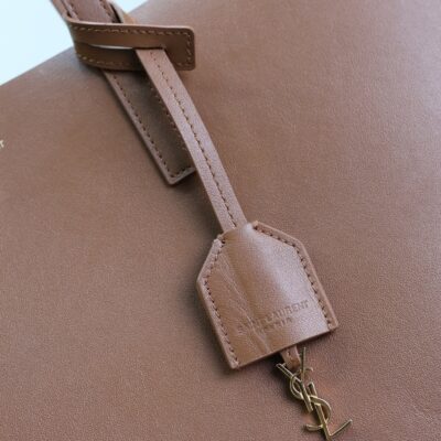 SHOPPING TOTE BAG 38 IN RED BROWN CALFSKIN