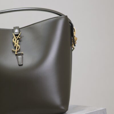 YSL 25S LE 5 À 7 BUCKET 26 IN DARK OLIVE CALFSKIN GOLD HARDWARE