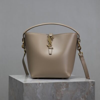 YSL 25S LE 37 BUCKET 20 IN BEIGE CALFSKIN GOLD HARDWARE