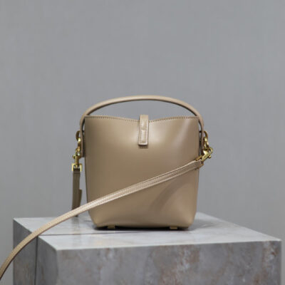 YSL 25S LE 37 BUCKET 15 IN BEIGE CALFSKIN GOLD HARDWARE