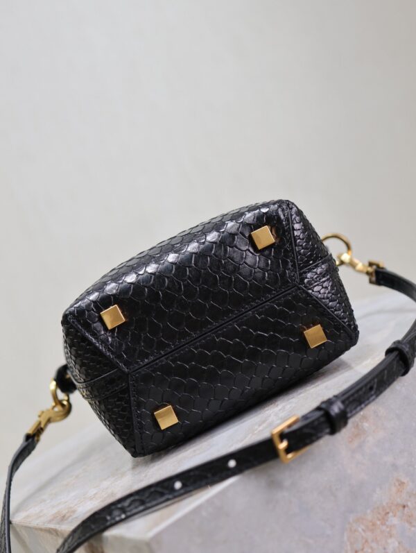 YSL 25S LE 37 BUCKET 15 IN BLACK SNAKE EMBOSSED CALFSKIN GOLD HARDWARE