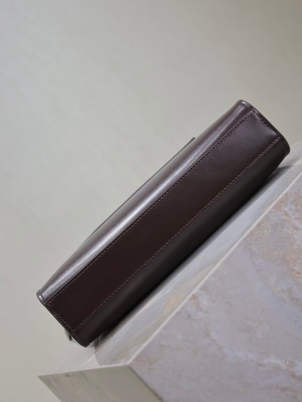 YSL 25S MANHATTAN SMALL 24 IN ROUGE CABERNET CALFSKIN GOLD HARDWARE