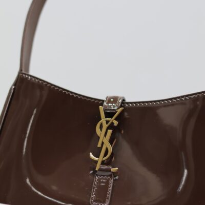 img_f8c0bdc9_20241030_i1730267130_2271_4_jpg LE 5 À 7 MINI BAG 19 IN CHOCOLATE PATENT CALFSKIN GOLD LOGO