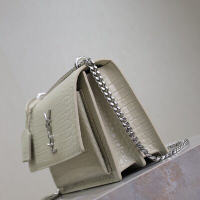 YSL 25S SUNSET MEDIUM 22 IN IVORY CROCODILE-EMBOSSED SHINY CALFSKIN SILVER HARDWRE