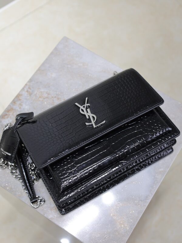 YSL 25S SUNSET MEDIUM 22 IN BLACK CROCODILE-EMBOSSED SHINY CALFSKIN SILVER HARDWRE