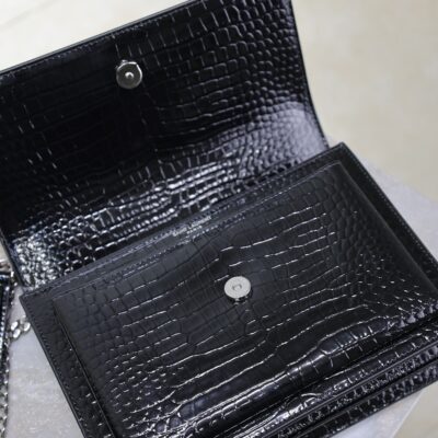 YSL 25S SUNSET MEDIUM 22 IN BLACK CROCODILE-EMBOSSED SHINY CALFSKIN SILVER HARDWRE