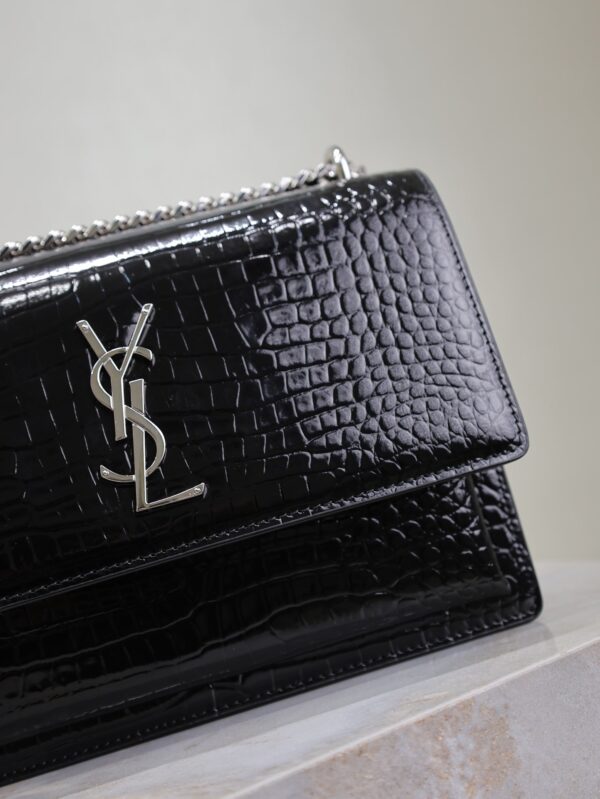 YSL 25S SUNSET MEDIUM 22 IN BLACK CROCODILE-EMBOSSED SHINY CALFSKIN SILVER HARDWRE