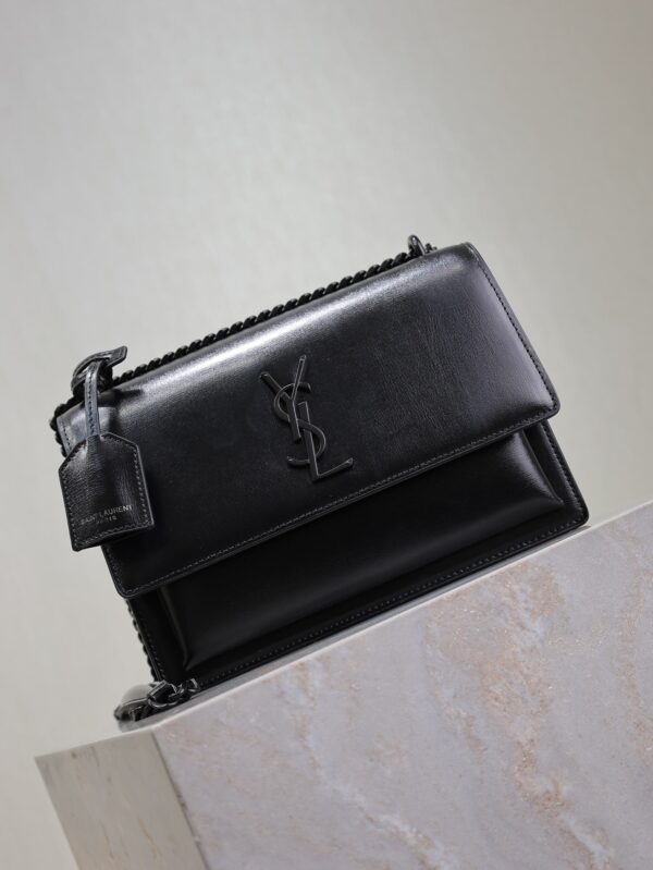 img_f8c0bdc9_20241106_i1730876592_8440_4_jpg YSL 25S SUNSET BAG 22 IN BLACK CALFSKIN BLACK HARDWRE