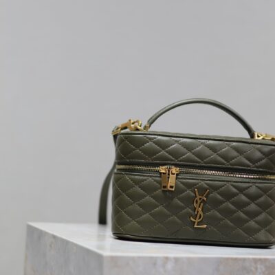 img_f8c0bdc9_20241118_i1731909754_4288_4_jpg GABY MINI VANITY BAG 18 IN ARMY GREEN LAMBSKIN