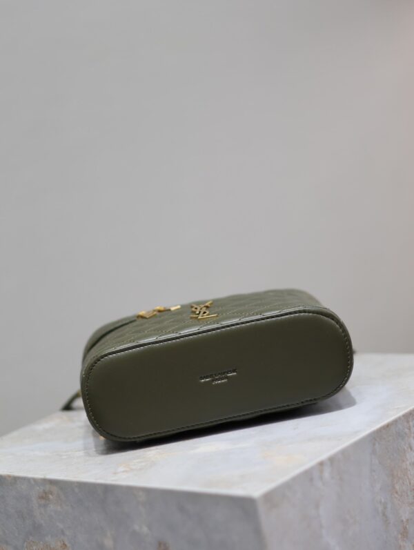 img_f8c0bdc9_20241118_i1731909754_9397_2_jpg GABY MINI VANITY BAG 18 IN ARMY GREEN LAMBSKIN