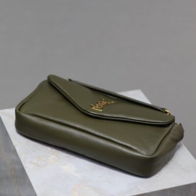 CALYPSO CHAIN BAG 26 IN ARMY GREEN SMOOTH LAMBSKIN