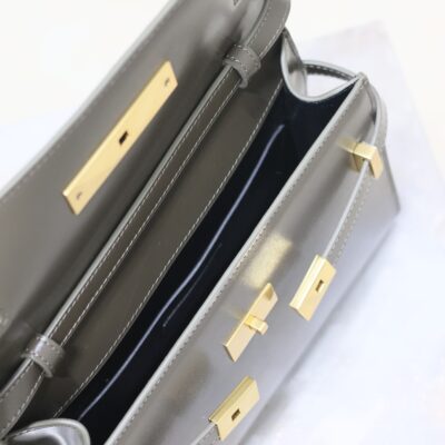 img_f8c0bdc9_20241118_i1731911120_3063_8_jpg MANHATTAN IN BOX SMALL 24 IN KOMBU GREEN CALFSKIN GOLD HARDWARE