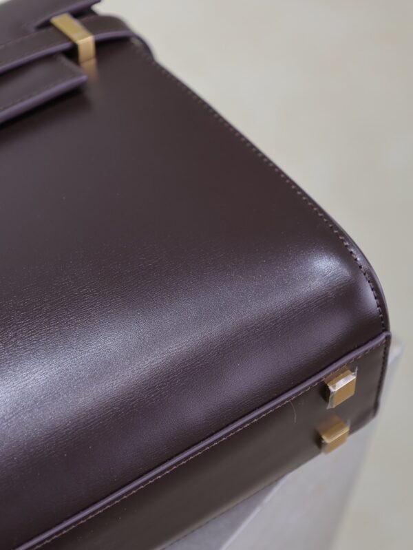 img_f8c0bdc9_20241121_i1732169797_4331_3_jpg MANHATTAN TOP HANDLE BAG 32 IN BRUNETTE BROWN CALFSKIN