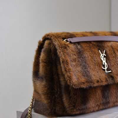 img_f8c0bdc9_20241121_i1732171821_600_4_jpg NIKI LARGE 32 IN COFFE BROWN MINK FUR GOLD HARDWARE