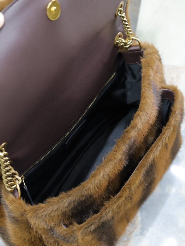 img_f8c0bdc9_20241121_i1732171821_6844_0_jpg NIKI LARGE 32 IN COFFE BROWN MINK FUR GOLD HARDWARE