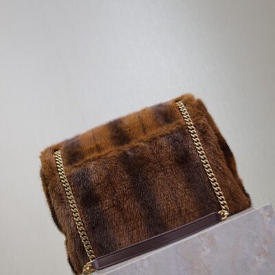 img_f8c0bdc9_20241121_i1732171821_9202_7_jpg NIKI LARGE 32 IN COFFE BROWN MINK FUR GOLD HARDWARE
