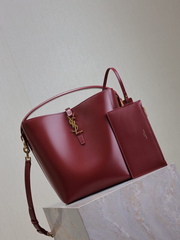 YSL 25S LE 5 À 7 BUCKET 26 IN DARK BURGUNDY CALFSKIN GOLD HARDWARE