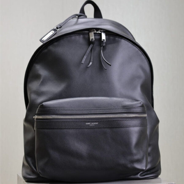 img_f8c0bdc9_20241206_1733455612_996_jpg CITY BACKPACK 38 IN BLACK CALFSKIN