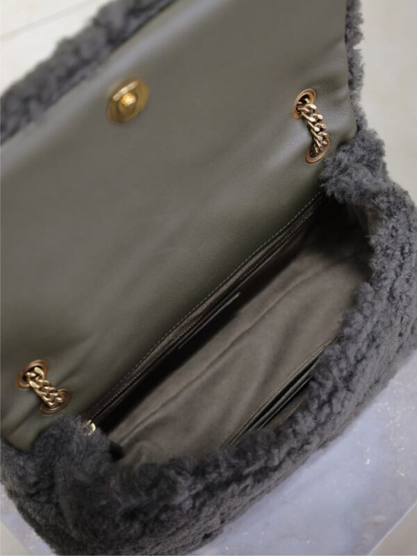 img_f8c0bdc9_20241212_1733983028_617_jpg JAMIE BAG 25 IN DARK GRAY LAMB WOOL