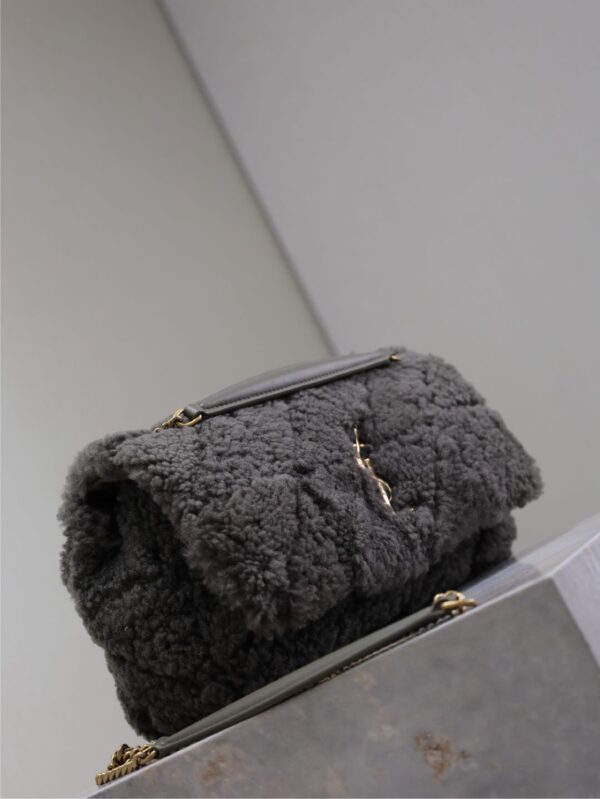 img_f8c0bdc9_20241212_1733983029_97_jpg JAMIE BAG 25 IN DARK GRAY LAMB WOOL