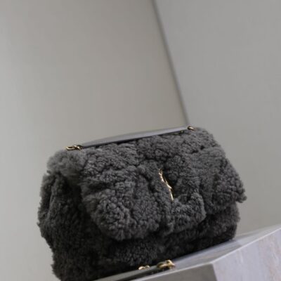 img_f8c0bdc9_20241212_1733983163_531_jpg JAMIE BAG 20 IN DARK GRAY LAMB WOOL