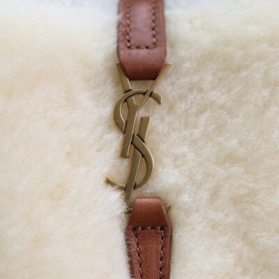 img_f8c0bdc9_20241218_1734493145_23_jpg LE 37 MINI BUCKET BAG 15 IN CREAM SHEARLING AND BROWN LEATHER TRIM