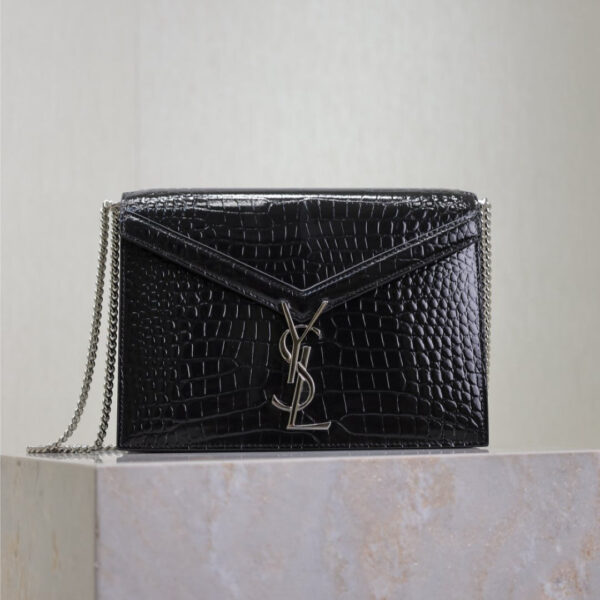 img_f8c0bdc9_20241223_1734936153_103_jpg CASSANDRA CHAIN BAG 22 IN BLACK CROCODILE PATTERN CALFSKIN SILVER HARDWARE