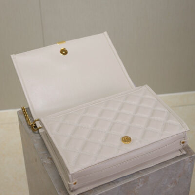BECKY 26 IN WHITE QUILTED LAMBSKIN GOLD HARDWARE