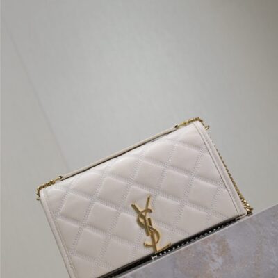 BECKY 22 IN WHITE QUILTED LAMBSKIN GOLD HARDWARE
