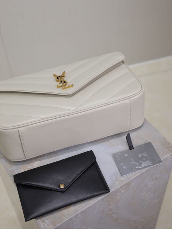 LOULOU MEDIUM 29 IN WHITE SHEEPSKIN GOLD HARDWARE